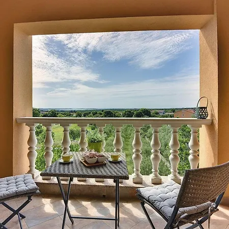 Modernes Mit Balkon, Bbq, Wlan, Klima דירה *